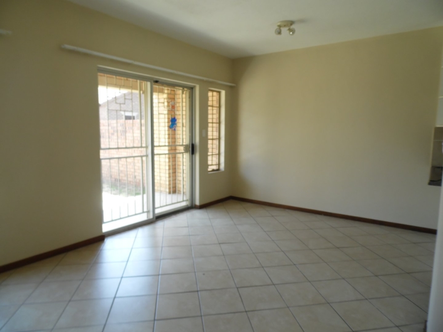 To Let 2 Bedroom Property for Rent in Mooikloof Ridge Gauteng