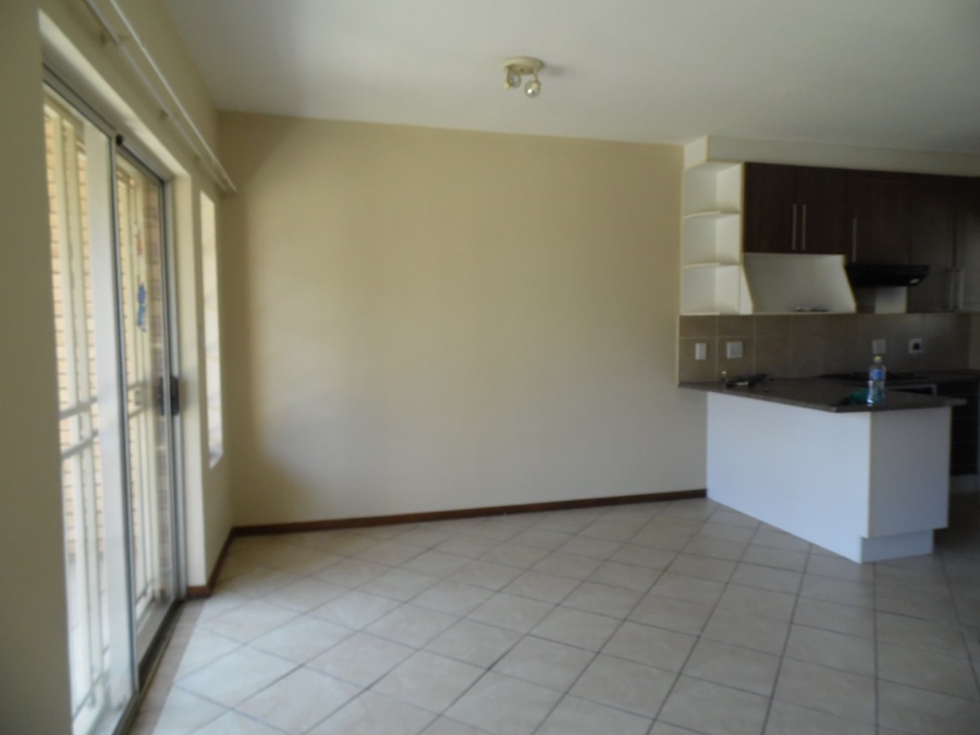 To Let 2 Bedroom Property for Rent in Mooikloof Ridge Gauteng