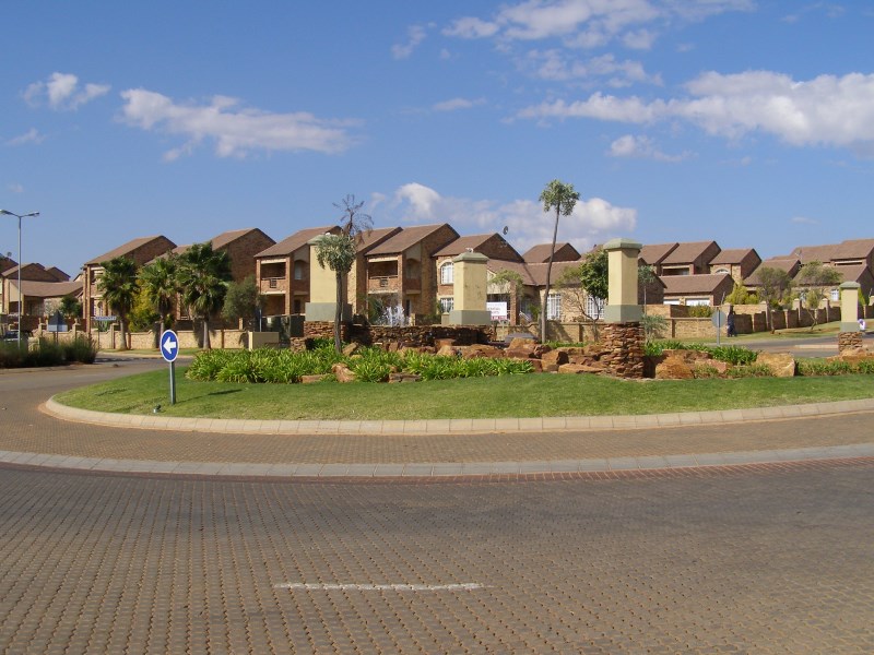 To Let 2 Bedroom Property for Rent in Mooikloof Ridge Gauteng