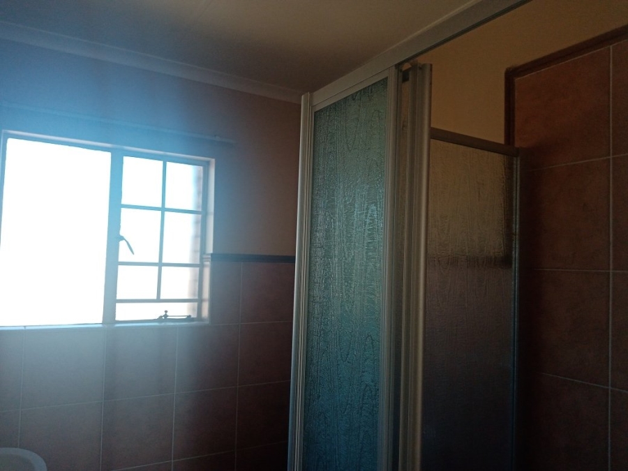 To Let 2 Bedroom Property for Rent in Mooikloof Ridge Gauteng