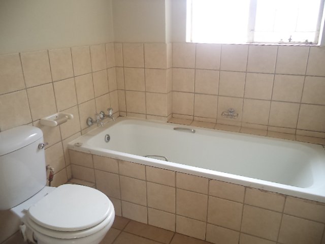 To Let 2 Bedroom Property for Rent in The Orchards Gauteng