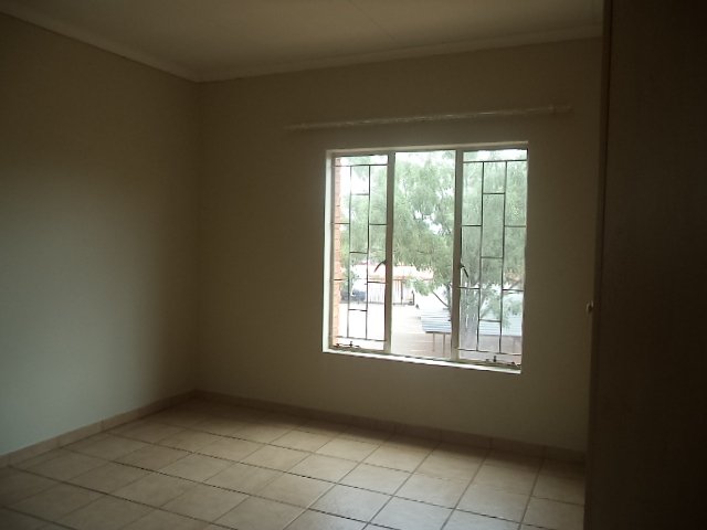 To Let 2 Bedroom Property for Rent in The Orchards Gauteng