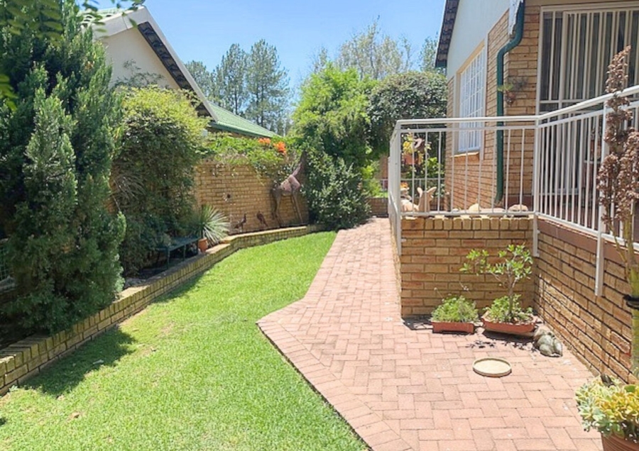 3 Bedroom Property for Sale in Honeydew Manor Gauteng