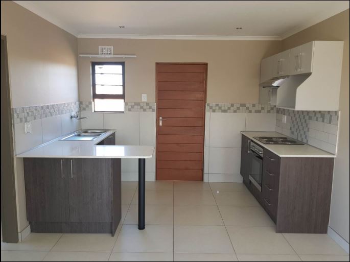 3 Bedroom Property for Sale in Clayville Gauteng