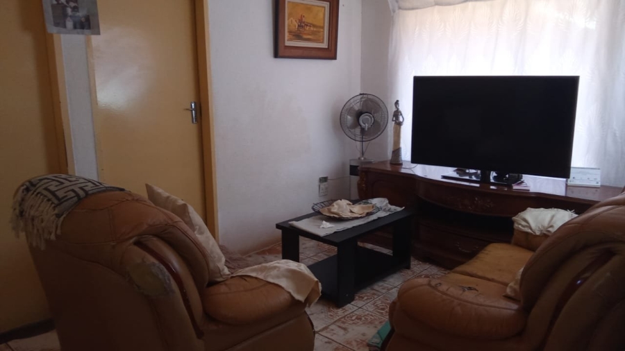  Bedroom Property for Sale in Soshanguve WW Gauteng