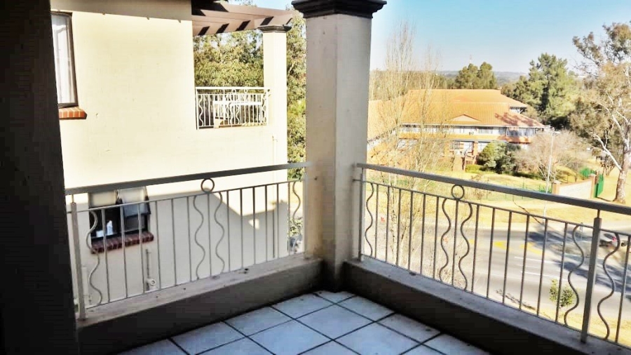 To Let 3 Bedroom Property for Rent in Sunninghill Gauteng