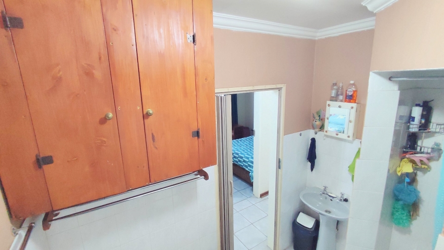 2 Bedroom Property for Sale in Heuweloord Gauteng