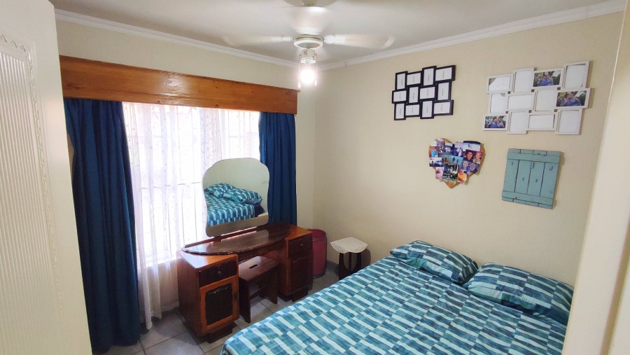 2 Bedroom Property for Sale in Heuweloord Gauteng