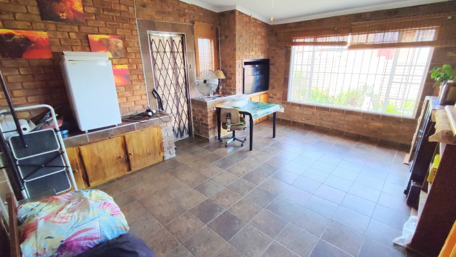 2 Bedroom Property for Sale in Heuweloord Gauteng