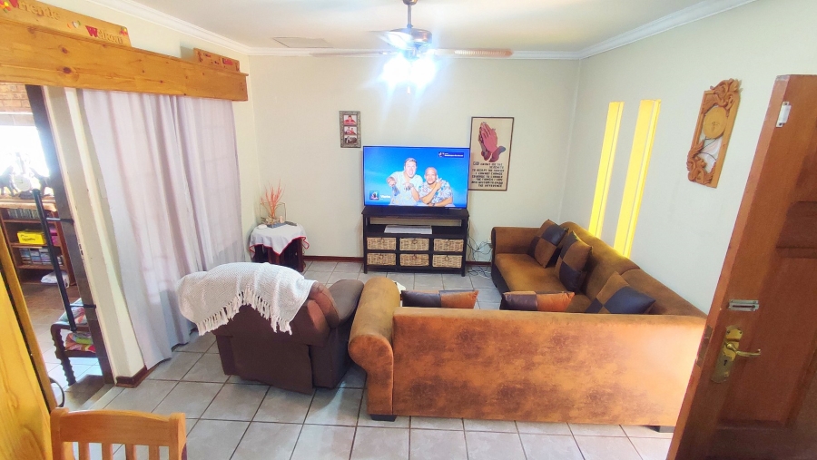 2 Bedroom Property for Sale in Heuweloord Gauteng