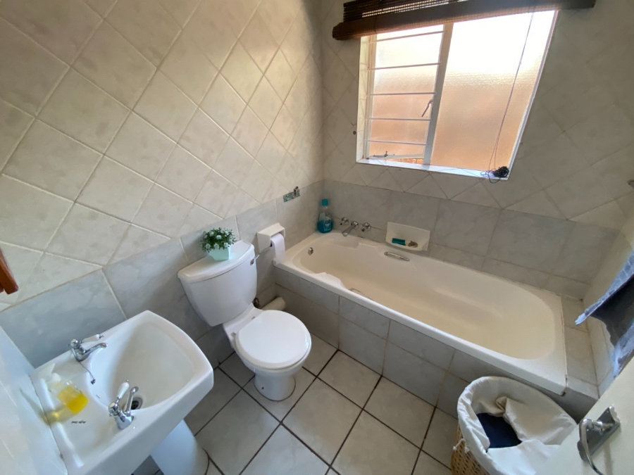 3 Bedroom Property for Sale in Highveld Gauteng