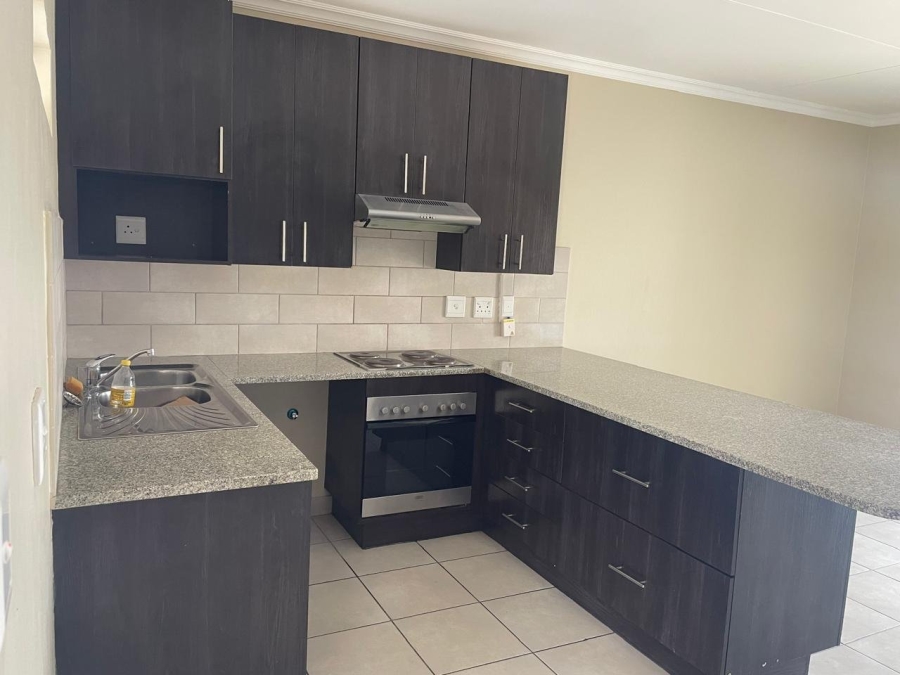 To Let 1 Bedroom Property for Rent in Carlswald Gauteng