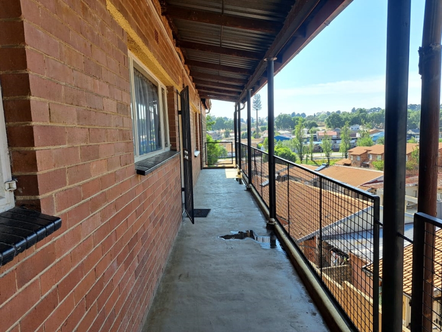 2 Bedroom Property for Sale in West Turffontein Gauteng