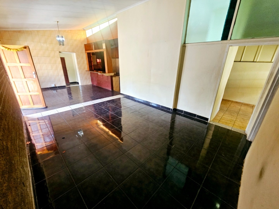 To Let 3 Bedroom Property for Rent in Erasmia Gauteng