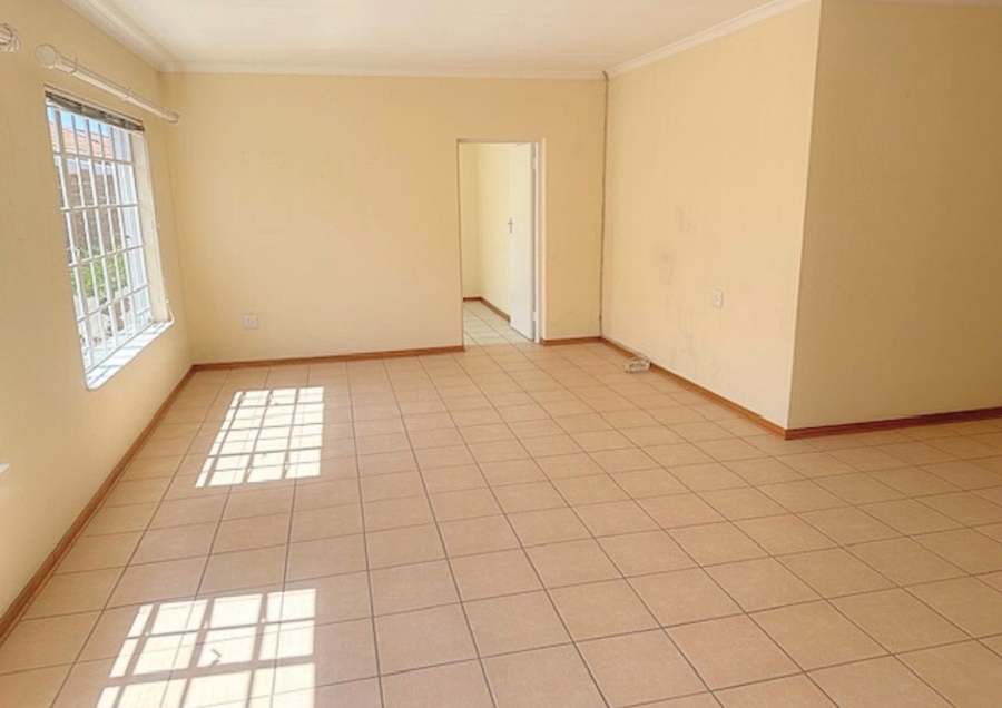 2 Bedroom Property for Sale in Wilro Park Gauteng