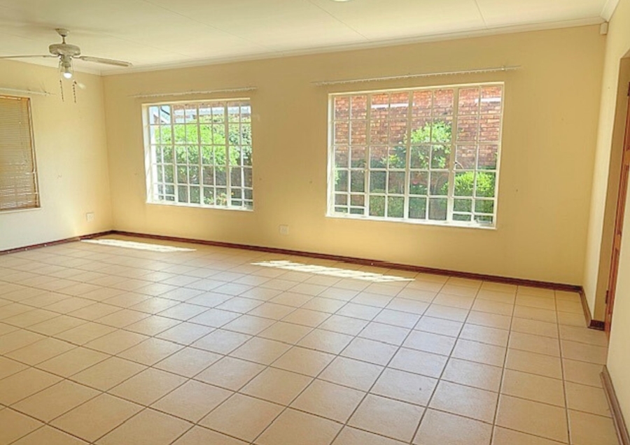 2 Bedroom Property for Sale in Wilro Park Gauteng