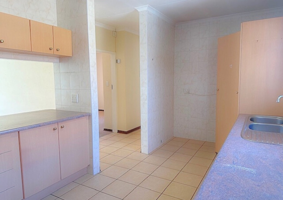 2 Bedroom Property for Sale in Wilro Park Gauteng