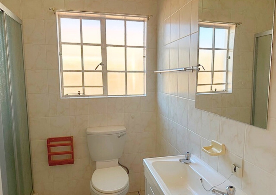 2 Bedroom Property for Sale in Wilro Park Gauteng