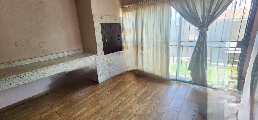 To Let 3 Bedroom Property for Rent in Raslouw A H Gauteng