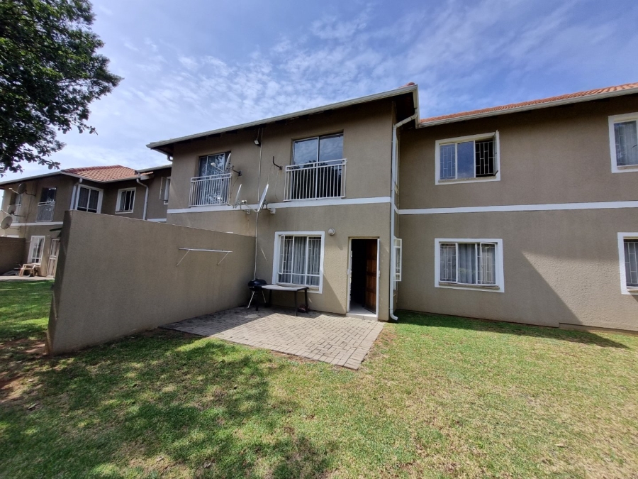 To Let 2 Bedroom Property for Rent in Comet Gauteng