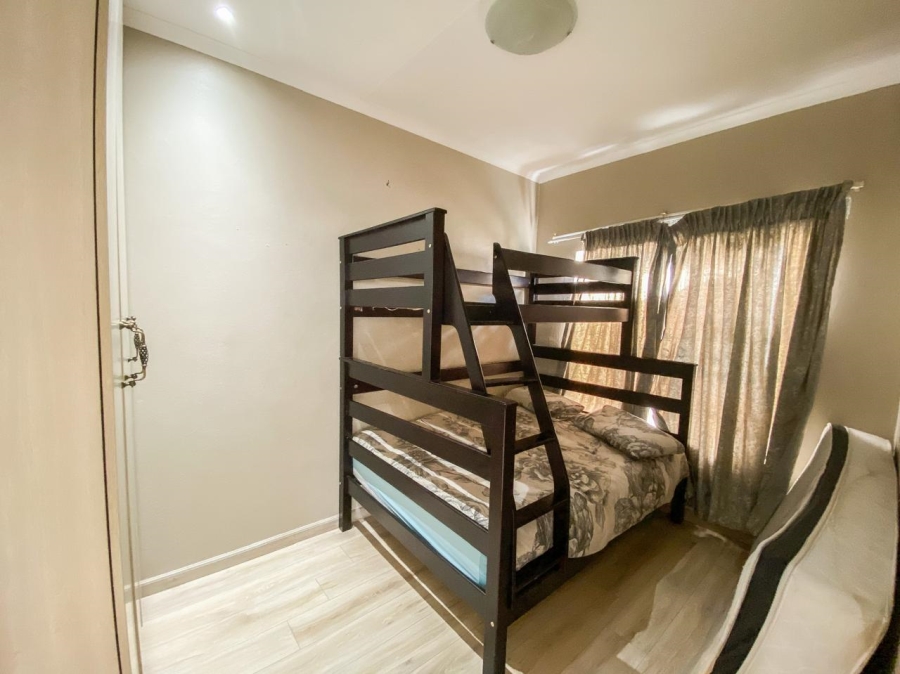 2 Bedroom Property for Sale in Magalieskruin Gauteng