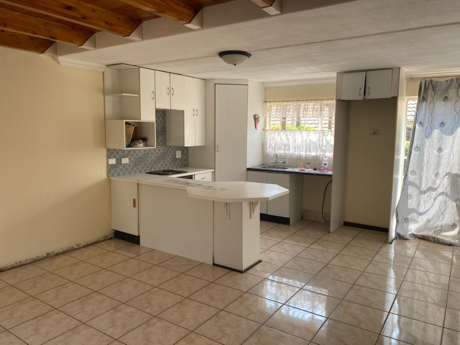 To Let 1 Bedroom Property for Rent in Ormonde Gauteng