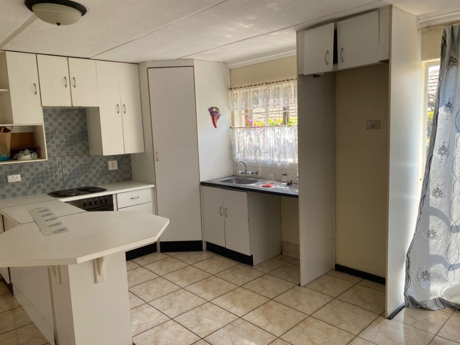 To Let 1 Bedroom Property for Rent in Ormonde Gauteng