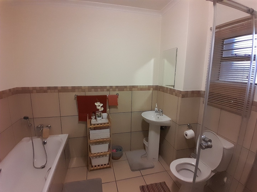 To Let 1 Bedroom Property for Rent in Barbeque Downs Gauteng