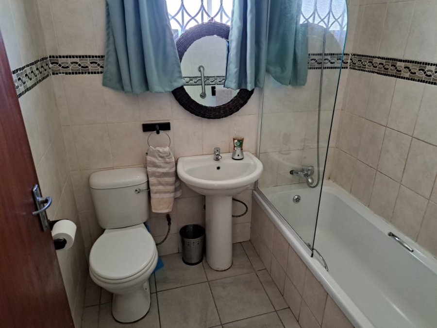 4 Bedroom Property for Sale in Magalieskruin Gauteng