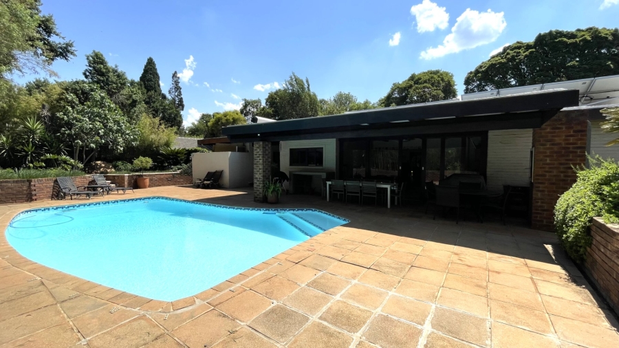 4 Bedroom Property for Sale in Clubview Gauteng