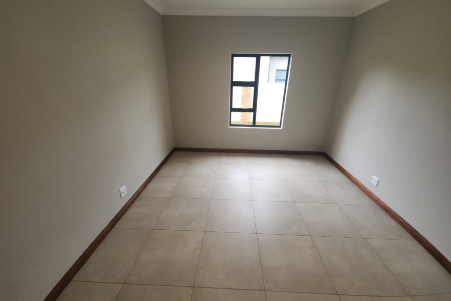 12 Bedroom Property for Sale in Waverley Gauteng