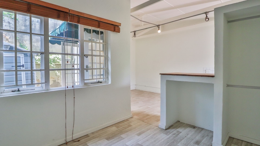 2 Bedroom Property for Sale in Parkhurst Gauteng