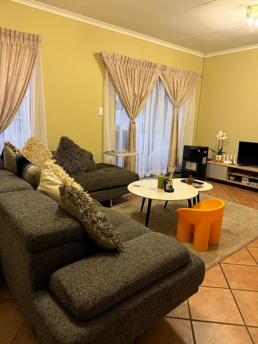 2 Bedroom Property for Sale in Mooikloof Ridge Gauteng