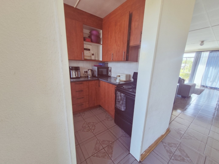 To Let 2 Bedroom Property for Rent in Witfield Gauteng