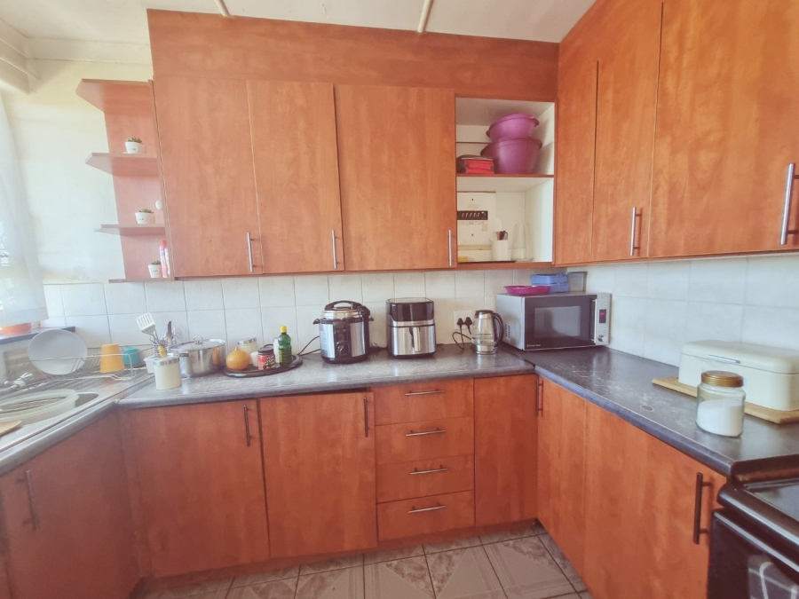 To Let 2 Bedroom Property for Rent in Witfield Gauteng