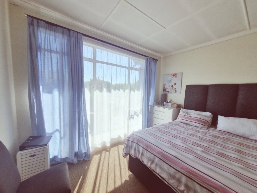 To Let 2 Bedroom Property for Rent in Witfield Gauteng