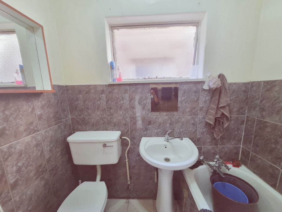 To Let 2 Bedroom Property for Rent in Witfield Gauteng