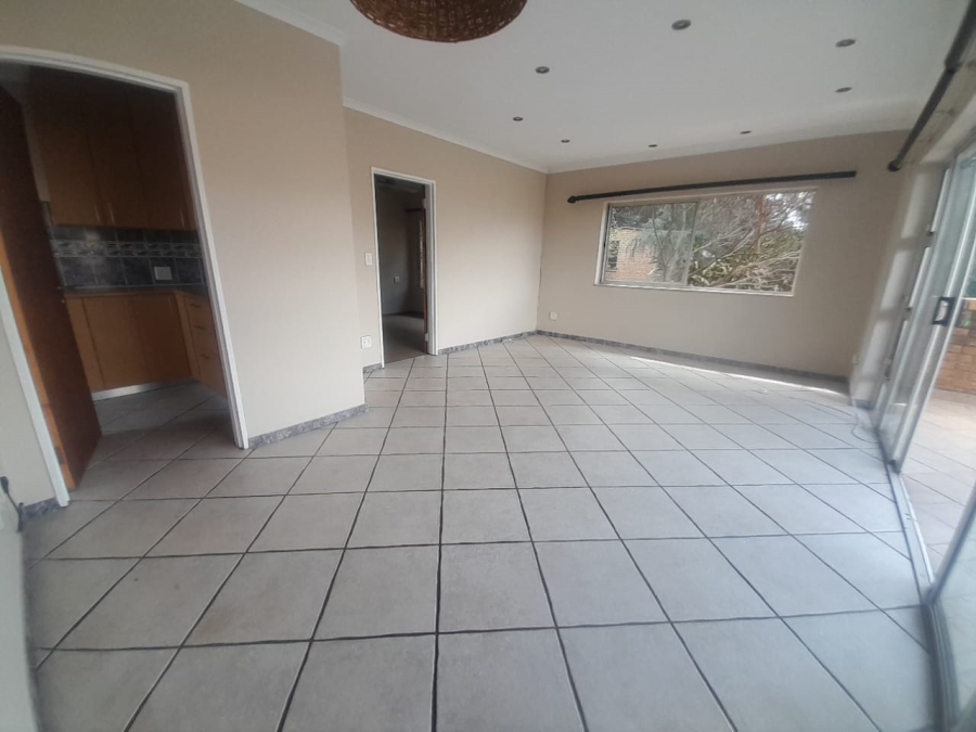 To Let 1 Bedroom Property for Rent in Weltevreden Park Gauteng