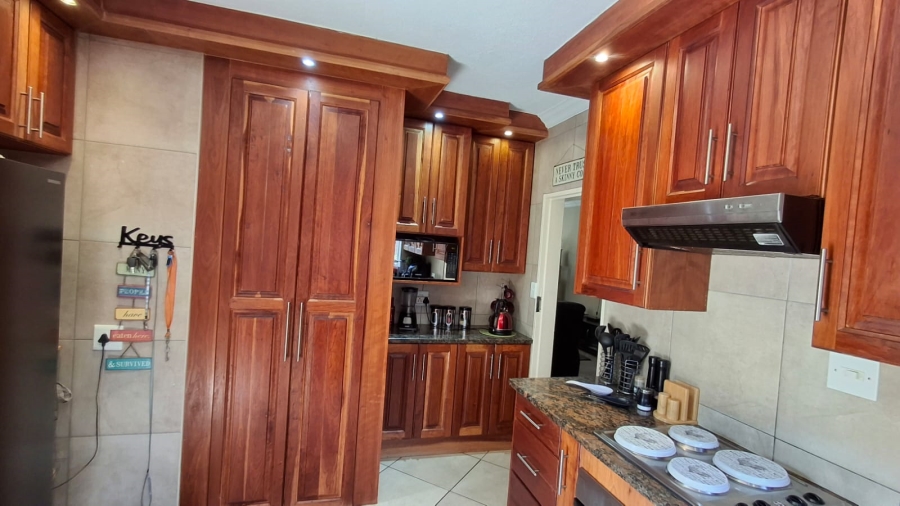 3 Bedroom Property for Sale in Wonderboom Gauteng