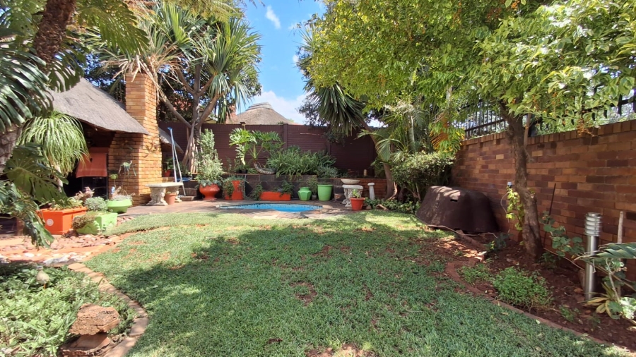 3 Bedroom Property for Sale in Wonderboom Gauteng