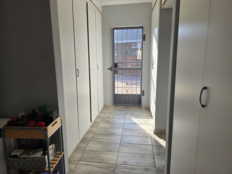 4 Bedroom Property for Sale in Doornpoort Gauteng