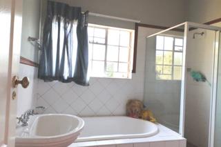 5 Bedroom Property for Sale in Glen Austin Gauteng