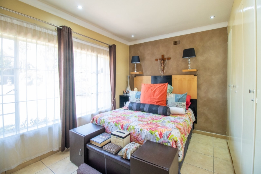 3 Bedroom Property for Sale in Hurlyvale Gauteng