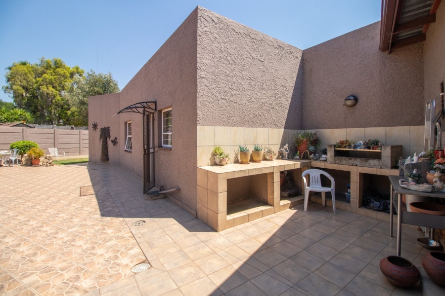 3 Bedroom Property for Sale in Hurlyvale Gauteng