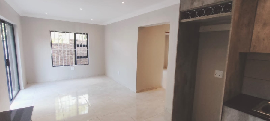 To Let 2 Bedroom Property for Rent in Bryanston Gauteng