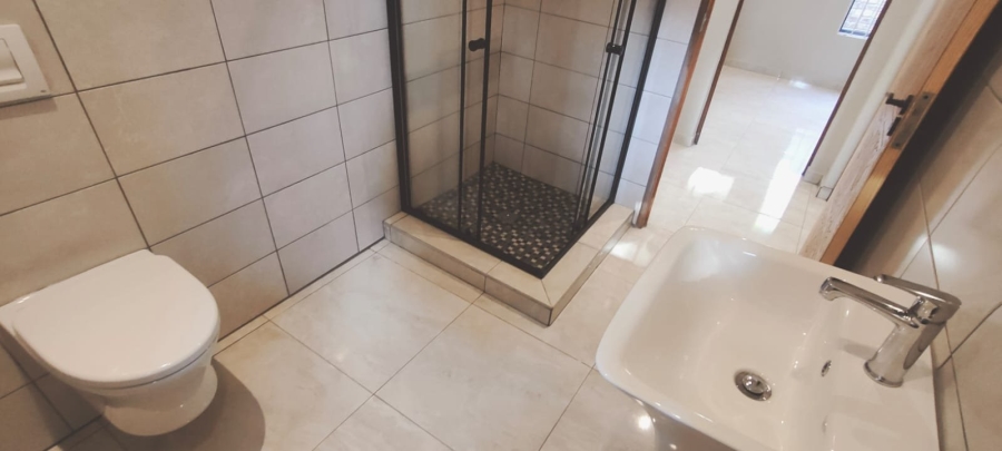 To Let 2 Bedroom Property for Rent in Bryanston Gauteng