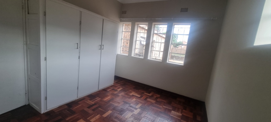 To Let 3 Bedroom Property for Rent in Robertsham Gauteng