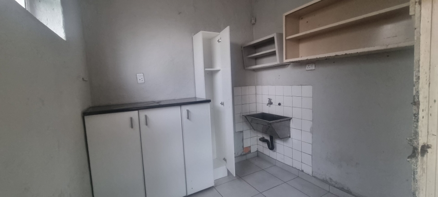 To Let 3 Bedroom Property for Rent in Robertsham Gauteng