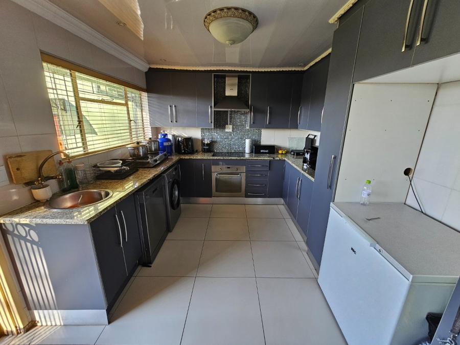 4 Bedroom Property for Sale in Montana Gauteng