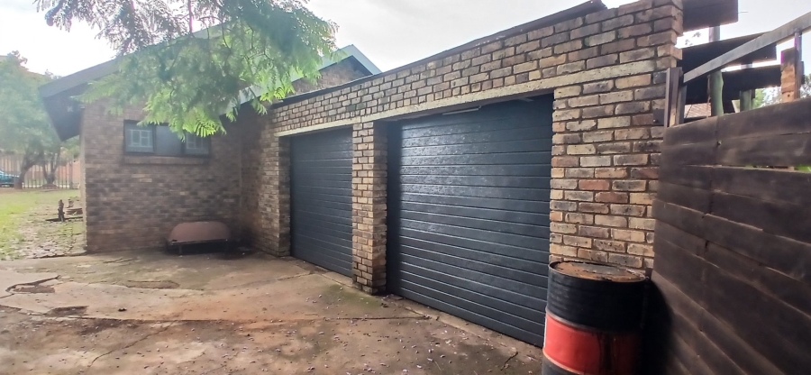 To Let 5 Bedroom Property for Rent in Heuweloord Gauteng